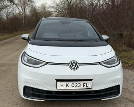 Белый Фольксваген ID.3, объемом двигателя 0 л и пробегом 160 тыс. км за 15800 $, фото 1 на Automoto.ua