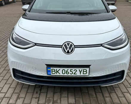 Белый Фольксваген ID.3, объемом двигателя 0 л и пробегом 164 тыс. км за 16800 $, фото 43 на Automoto.ua