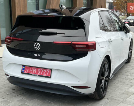 Белый Фольксваген ID.3, объемом двигателя 0 л и пробегом 127 тыс. км за 17499 $, фото 16 на Automoto.ua