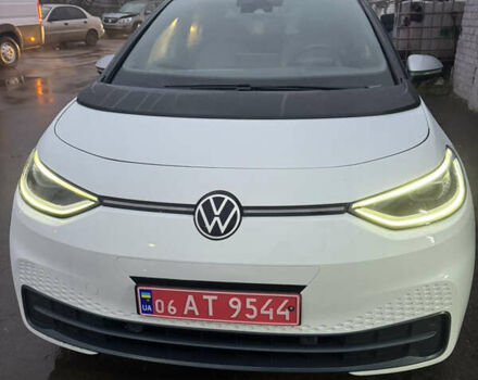 Белый Фольксваген ID.3, объемом двигателя 0 л и пробегом 60 тыс. км за 16300 $, фото 7 на Automoto.ua