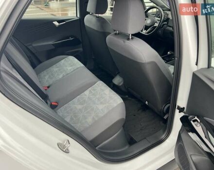 Белый Фольксваген ID.3, объемом двигателя 0 л и пробегом 86 тыс. км за 15499 $, фото 30 на Automoto.ua