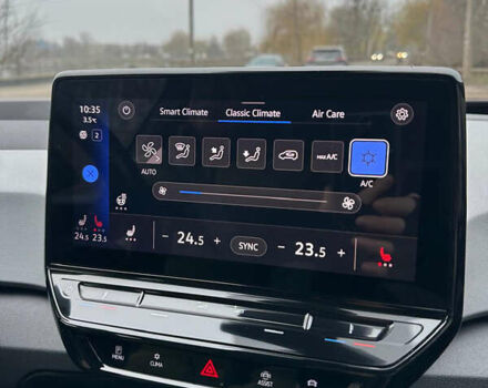 Белый Фольксваген ID.3, объемом двигателя 0 л и пробегом 164 тыс. км за 17000 $, фото 16 на Automoto.ua