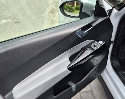 Белый Фольксваген ID.3, объемом двигателя 0 л и пробегом 168 тыс. км за 15900 $, фото 4 на Automoto.ua