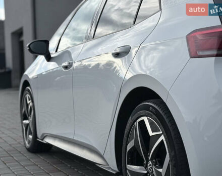 Фольксваген ID.3 2020 в Луцке на Automoto.ua Белый Фольксваген ID.3, объемом двигателя 0 л и пробегом 148 тыс. км за 17500 $, фото 9 на Automoto.ua