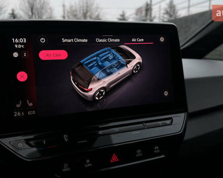 Белый Фольксваген ID.3, объемом двигателя 0 л и пробегом 127 тыс. км за 17499 $, фото 147 на Automoto.ua