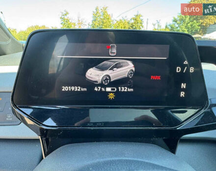 Белый Фольксваген ID.3, объемом двигателя 0 л и пробегом 201 тыс. км за 13199 $, фото 17 на Automoto.ua