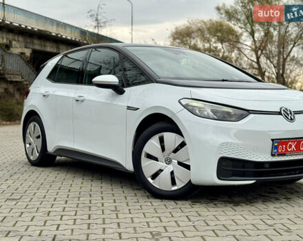 Фольксваген ID.3 2021 в Дрогобыче на Automoto.ua Белый Фольксваген ID.3, объемом двигателя 0 л и пробегом 183 тыс. км за 14350 $, фото 33 на Automoto.ua