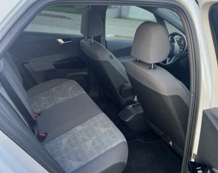 Білий Фольксваген ID.3, об'ємом двигуна 0 л та пробігом 35 тис. км за 17900 $, фото 8 на Automoto.ua