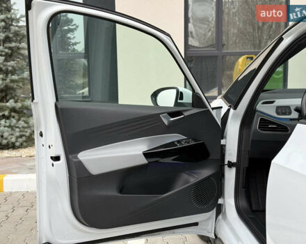 Белый Фольксваген ID.3, объемом двигателя 0 л и пробегом 117 тыс. км за 21800 $, фото 13 на Automoto.ua