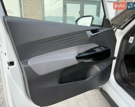 Білий Фольксваген ID.3, об'ємом двигуна 0 л та пробігом 119 тис. км за 15999 $, фото 36 на Automoto.ua