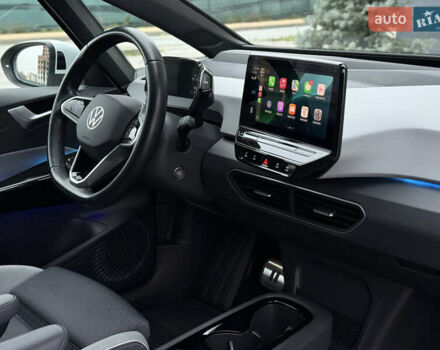 Белый Фольксваген ID.3, объемом двигателя 0 л и пробегом 117 тыс. км за 21800 $, фото 29 на Automoto.ua