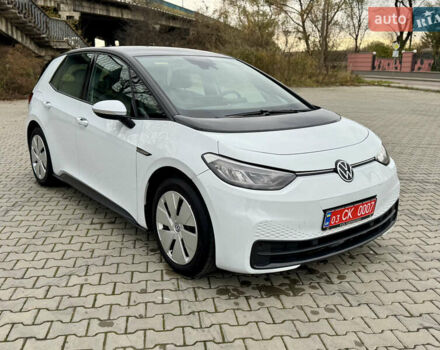 Фольксваген ID.3 2021 в Дрогобыче на Automoto.ua Белый Фольксваген ID.3, объемом двигателя 0 л и пробегом 183 тыс. км за 14350 $, фото 50 на Automoto.ua