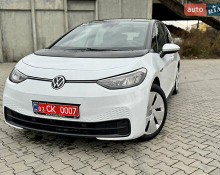 Фольксваген ID.3 2021 в Дрогобыче на Automoto.ua Белый Фольксваген ID.3, объемом двигателя 0 л и пробегом 183 тыс. км за 14350 $, фото 9 на Automoto.ua