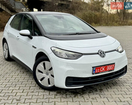 Фольксваген ID.3 2021 в Дрогобыче на Automoto.ua Белый Фольксваген ID.3, объемом двигателя 0 л и пробегом 183 тыс. км за 14350 $, фото 19 на Automoto.ua