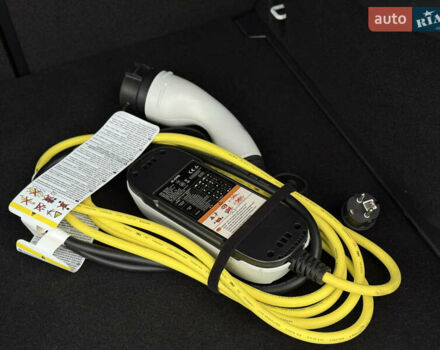 Белый Фольксваген ID.3, объемом двигателя 0 л и пробегом 117 тыс. км за 21800 $, фото 74 на Automoto.ua