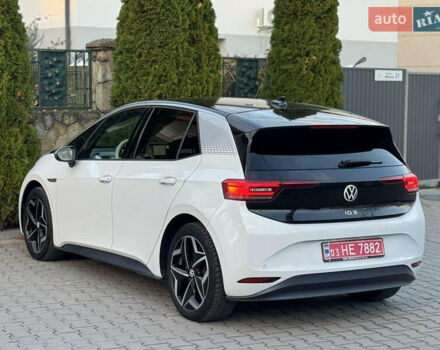 Белый Фольксваген ID.3, объемом двигателя 0 л и пробегом 133 тыс. км за 17400 $, фото 32 на Automoto.ua