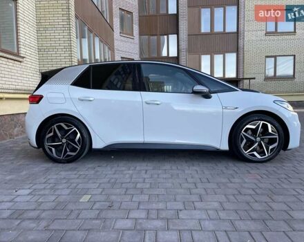 Білий Фольксваген ID.3, об'ємом двигуна 0 л та пробігом 120 тис. км за 16990 $, фото 15 на Automoto.ua