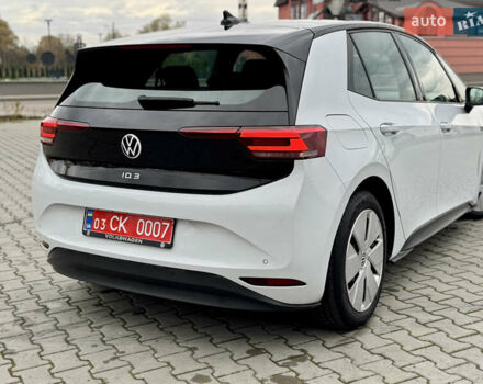 Фольксваген ID.3 2021 в Дрогобыче на Automoto.ua Белый Фольксваген ID.3, объемом двигателя 0 л и пробегом 183 тыс. км за 14350 $, фото 29 на Automoto.ua