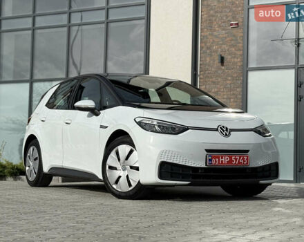 Білий Фольксваген ID.3, об'ємом двигуна 0 л та пробігом 119 тис. км за 15999 $, фото 1 на Automoto.ua