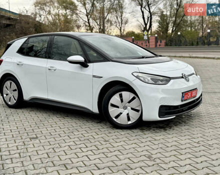 Фольксваген ID.3 2021 в Дрогобыче на Automoto.ua Белый Фольксваген ID.3, объемом двигателя 0 л и пробегом 183 тыс. км за 14350 $, фото 16 на Automoto.ua