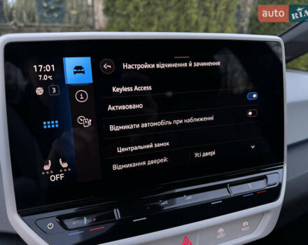 Белый Фольксваген ID.3, объемом двигателя 0 л и пробегом 133 тыс. км за 17400 $, фото 76 на Automoto.ua