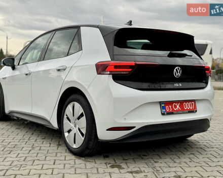 Фольксваген ID.3 2021 в Дрогобыче на Automoto.ua Белый Фольксваген ID.3, объемом двигателя 0 л и пробегом 183 тыс. км за 14350 $, фото 5 на Automoto.ua