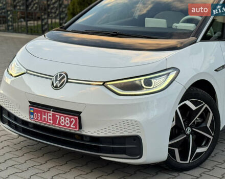 Білий Фольксваген ID.3, об'ємом двигуна 0 л та пробігом 130 тис. км за 16700 $, фото 6 на Automoto.ua