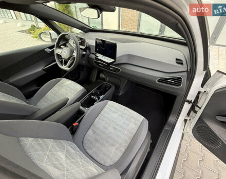 Білий Фольксваген ID.3, об'ємом двигуна 0 л та пробігом 119 тис. км за 15999 $, фото 18 на Automoto.ua