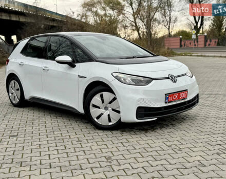 Фольксваген ID.3 2021 в Дрогобыче на Automoto.ua Белый Фольксваген ID.3, объемом двигателя 0 л и пробегом 183 тыс. км за 14350 $, фото 15 на Automoto.ua