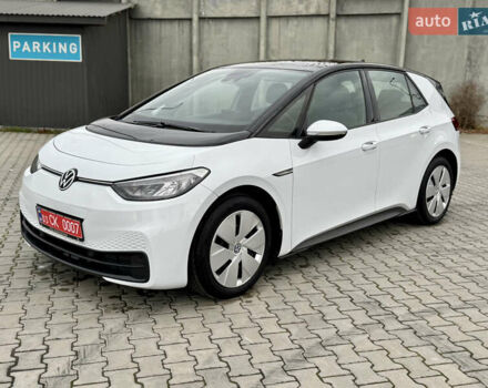 Фольксваген ID.3 2021 в Дрогобыче на Automoto.ua Белый Фольксваген ID.3, объемом двигателя 0 л и пробегом 183 тыс. км за 14350 $, фото 54 на Automoto.ua
