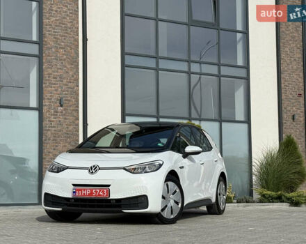Білий Фольксваген ID.3, об'ємом двигуна 0 л та пробігом 119 тис. км за 15999 $, фото 6 на Automoto.ua