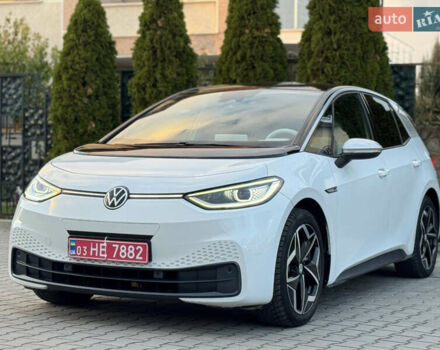 Белый Фольксваген ID.3, объемом двигателя 0 л и пробегом 133 тыс. км за 17400 $, фото 8 на Automoto.ua