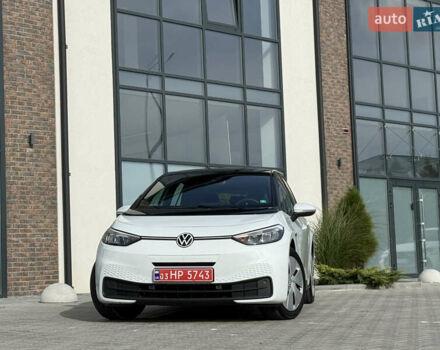 Білий Фольксваген ID.3, об'ємом двигуна 0 л та пробігом 119 тис. км за 15999 $, фото 12 на Automoto.ua