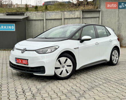 Фольксваген ID.3 2021 в Дрогобыче на Automoto.ua Белый Фольксваген ID.3, объемом двигателя 0 л и пробегом 183 тыс. км за 14350 $, фото 40 на Automoto.ua