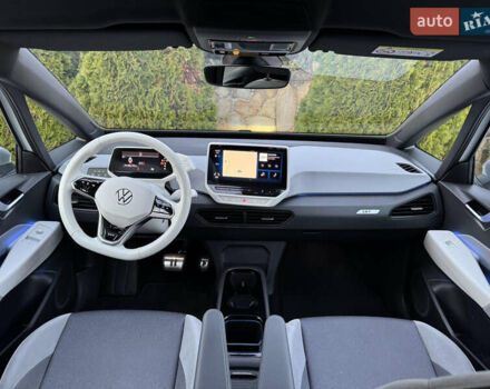 Белый Фольксваген ID.3, объемом двигателя 0 л и пробегом 133 тыс. км за 17400 $, фото 49 на Automoto.ua