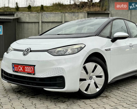 Фольксваген ID.3 2021 в Дрогобыче на Automoto.ua Белый Фольксваген ID.3, объемом двигателя 0 л и пробегом 183 тыс. км за 14350 $, фото 41 на Automoto.ua