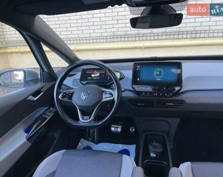 Белый Фольксваген ID.3, объемом двигателя 0 л и пробегом 125 тыс. км за 18299 $, фото 49 на Automoto.ua