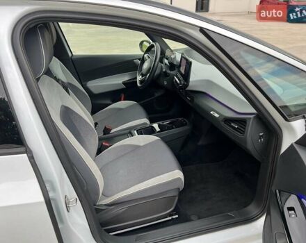 Белый Фольксваген ID.3, объемом двигателя 0 л и пробегом 138 тыс. км за 18500 $, фото 38 на Automoto.ua