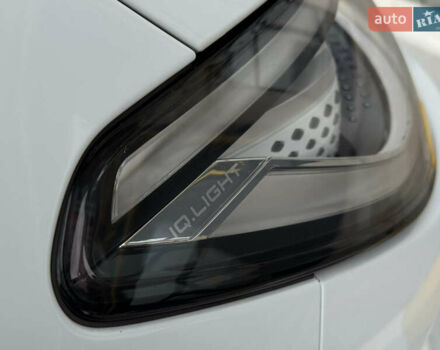 Белый Фольксваген ID.3, объемом двигателя 0 л и пробегом 117 тыс. км за 21800 $, фото 71 на Automoto.ua