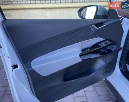 Білий Фольксваген ID.3, об'ємом двигуна 0 л та пробігом 120 тис. км за 16990 $, фото 51 на Automoto.ua