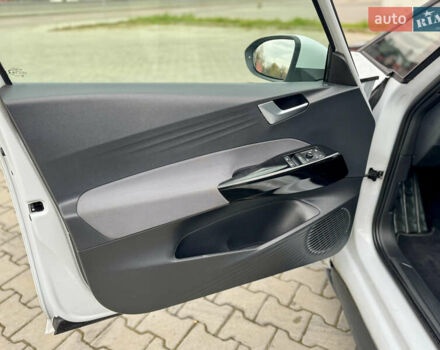 Фольксваген ID.3 2021 в Дрогобыче на Automoto.ua Белый Фольксваген ID.3, объемом двигателя 0 л и пробегом 183 тыс. км за 14350 $, фото 63 на Automoto.ua