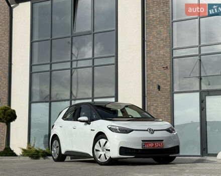 Білий Фольксваген ID.3, об'ємом двигуна 0 л та пробігом 119 тис. км за 15999 $, фото 2 на Automoto.ua