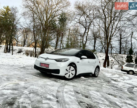 Белый Фольксваген ID.3, объемом двигателя 0 л и пробегом 185 тыс. км за 14950 $, фото 2 на Automoto.ua