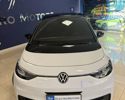 Фольксваген ID.3 2022 в Кропивницком (Кировограде) на Automoto.ua Белый Фольксваген ID.3, объемом двигателя 0 л и пробегом 16 тыс. км за 19999 $, фото 6 на Automoto.ua