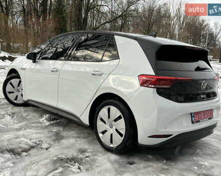Белый Фольксваген ID.3, объемом двигателя 0 л и пробегом 185 тыс. км за 14950 $, фото 52 на Automoto.ua