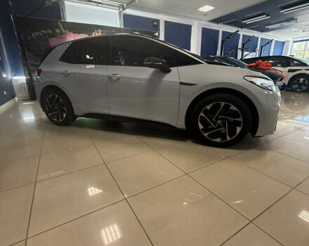 Фольксваген ID.3 2022 в Кропивницком (Кировограде) на Automoto.ua Белый Фольксваген ID.3, объемом двигателя 0 л и пробегом 16 тыс. км за 19999 $, фото 16 на Automoto.ua