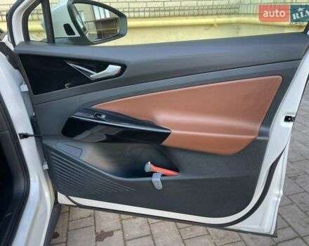 Фольксваген ID.3 2022 у Тернополі на Automoto.ua Білий Фольксваген ID.3, об'ємом двигуна 0 л та пробігом 163 тис. км за 23499 $, фото 77 на Automoto.ua