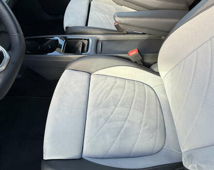 Білий Фольксваген ID.3, об'ємом двигуна 0 л та пробігом 9 тис. км за 23800 $, фото 5 на Automoto.ua