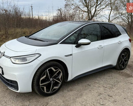 Белый Фольксваген ID.3, объемом двигателя 0 л и пробегом 160 тыс. км за 15800 $, фото 1 на Automoto.ua