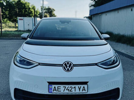 Фольксваген ID.3 2020 в Киеве на Automoto.ua Белый Фольксваген ID.3, объемом двигателя 0 л и пробегом 209 тыс. км за 13800 $, фото 1 на Automoto.ua